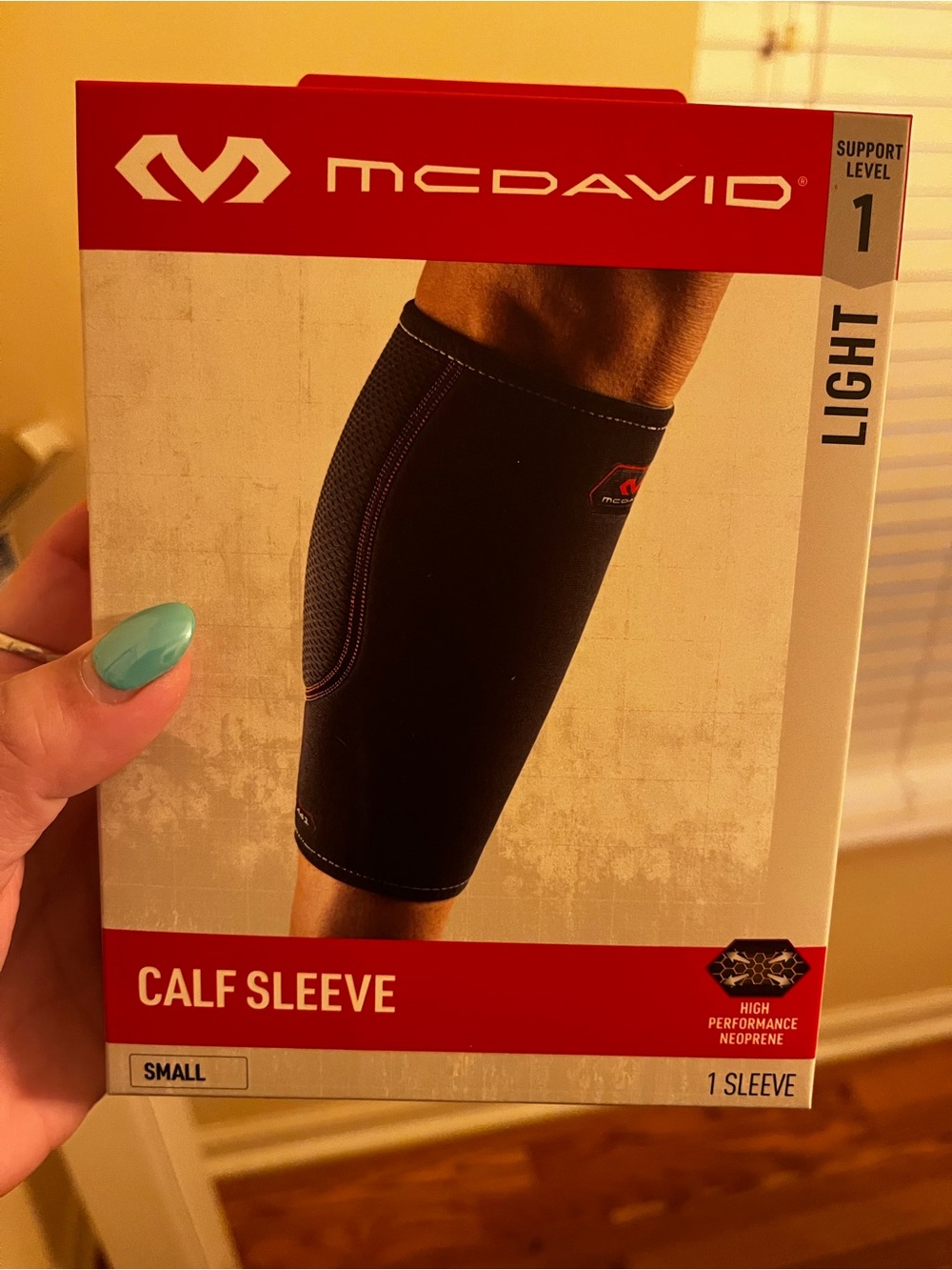 McDavid Black Calf Sleeve - Light Support